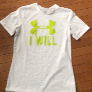Under armor women’s T-shirt